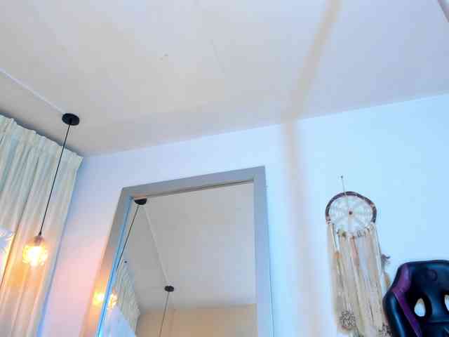 Samantha-lenox webcam