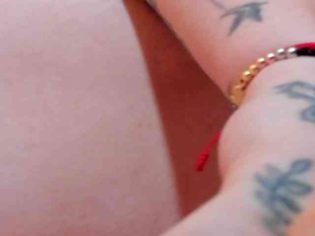 Samantha-lenox webcam