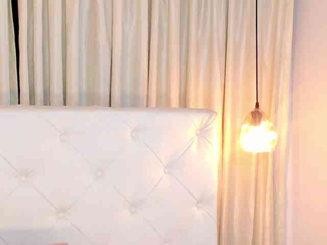 Samantha-lenox webcam