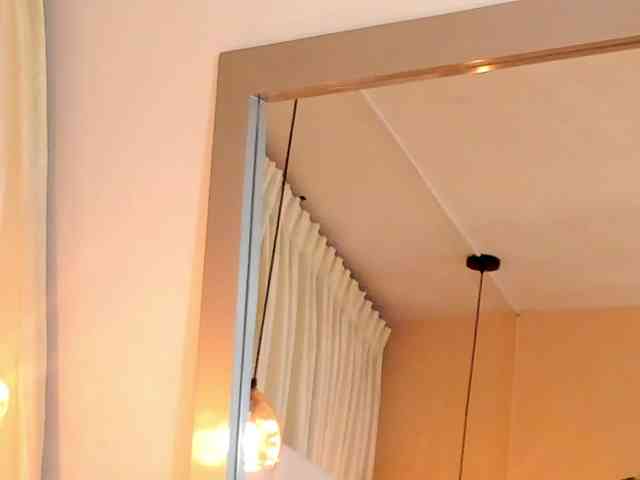 Samantha-lenox webcam