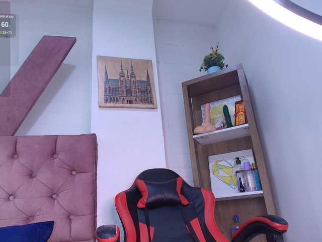 SaraaMore live cam on BongaCams