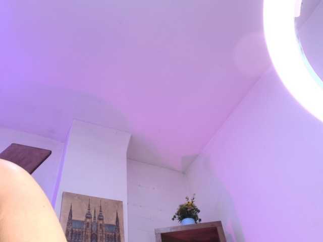 SaraaMore live cam on BongaCams