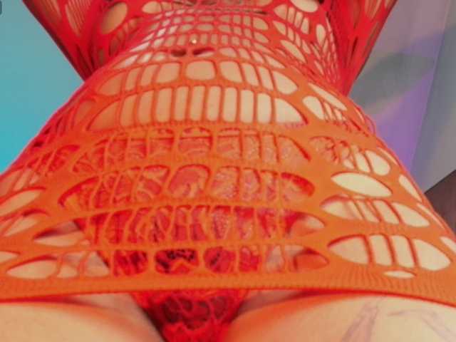 SaraaMore live cam