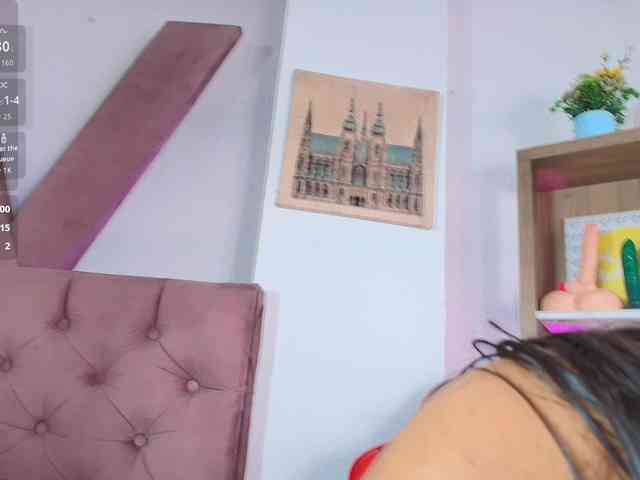 SaraaMore webcam