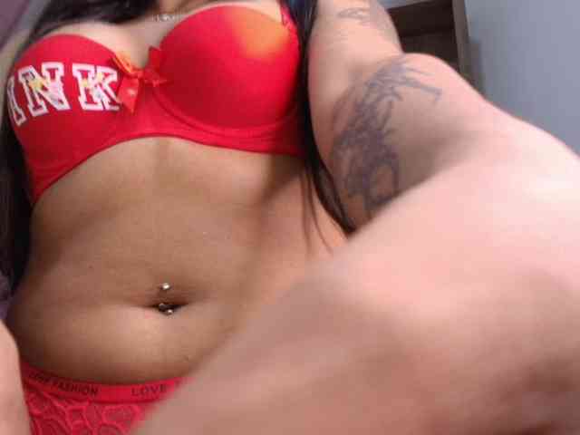 SaraaMore webcam