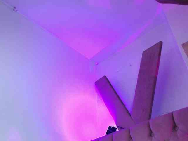 SaraaMore webcam