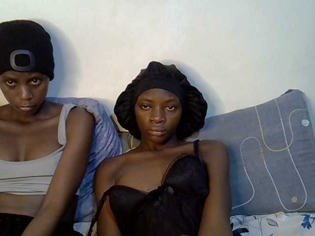 BlushBabes live cam on BongaCams