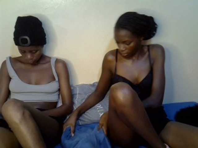 BlushBabes live cam on BongaCams