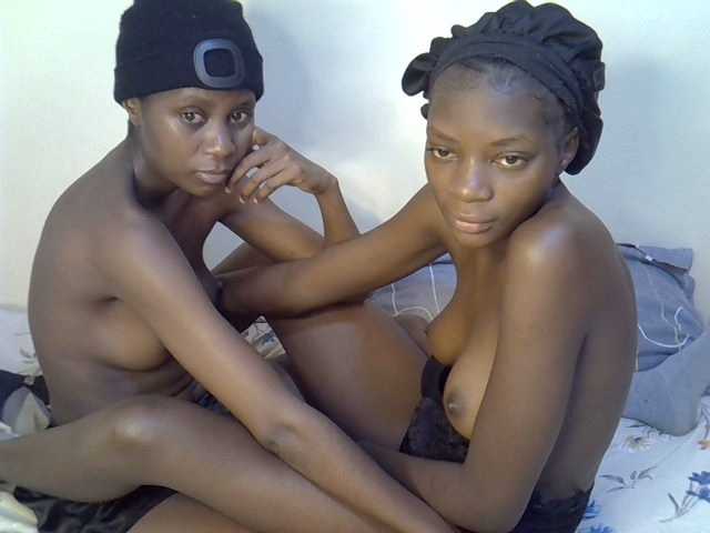 BlushBabes live cam on BongaCams