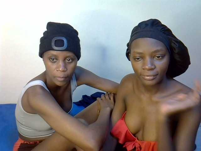 BlushBabes live cam on BongaCams
