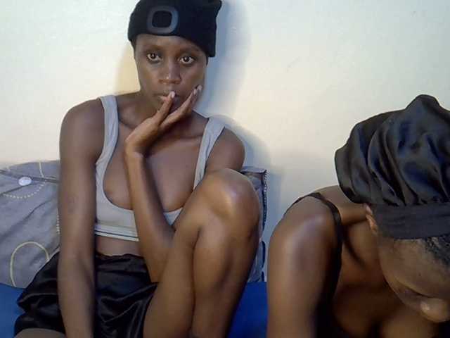 BlushBabes live cam on BongaCams
