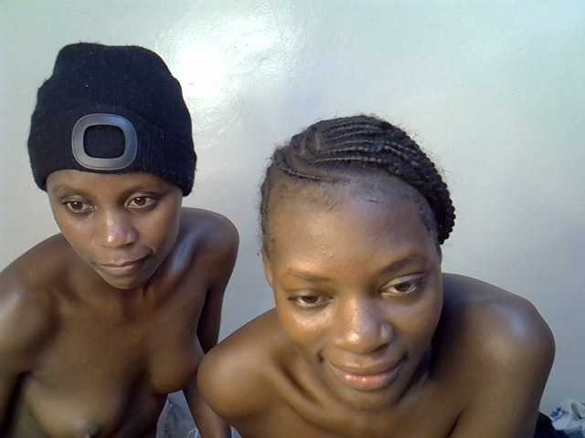 BlushBabes live cam on BongaCams