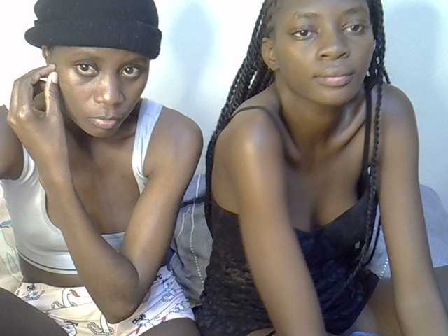 BlushBabes live cam on BongaCams