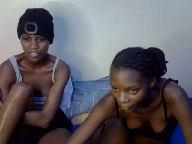 BlushBabes live cam on BongaCams