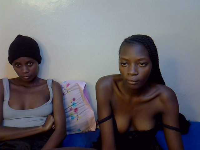 BlushBabes live cam on BongaCams