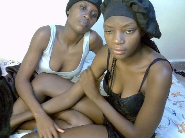 BlushBabes live cam on BongaCams