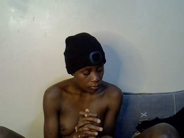 BlushBabes live cam on BongaCams
