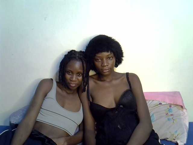 BlushBabes live cam on BongaCams