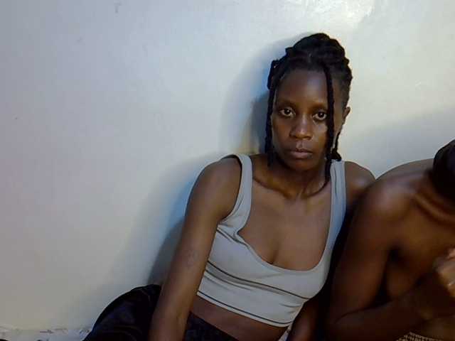 BlushBabes live cam on BongaCams