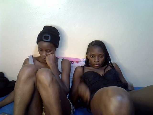 BlushBabes live cam on BongaCams