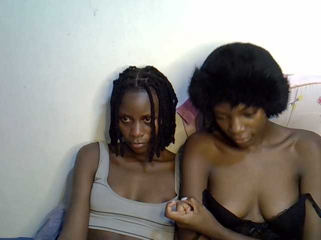 BlushBabes live cam on BongaCams