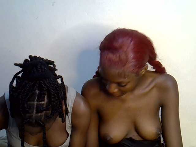 BlushBabes live cam on BongaCams