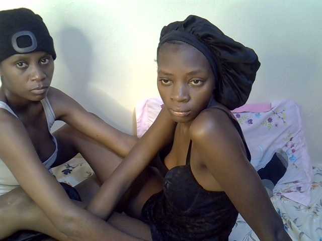 BlushBabes live cam on BongaCams