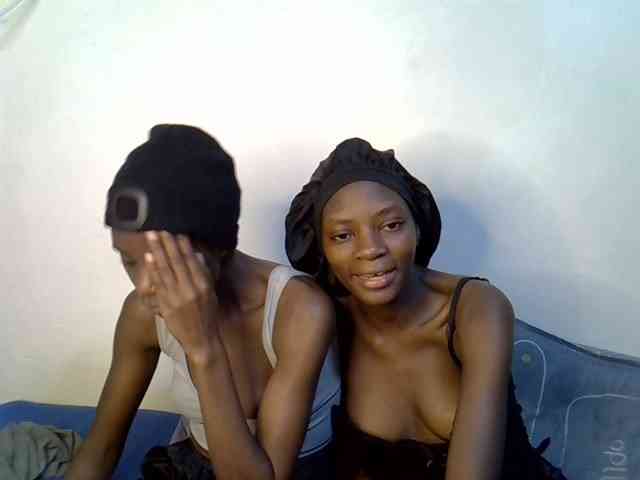 BlushBabes Live Webcam on BongaCams