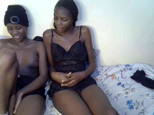 BlushBabes Live Webcam on BongaCams