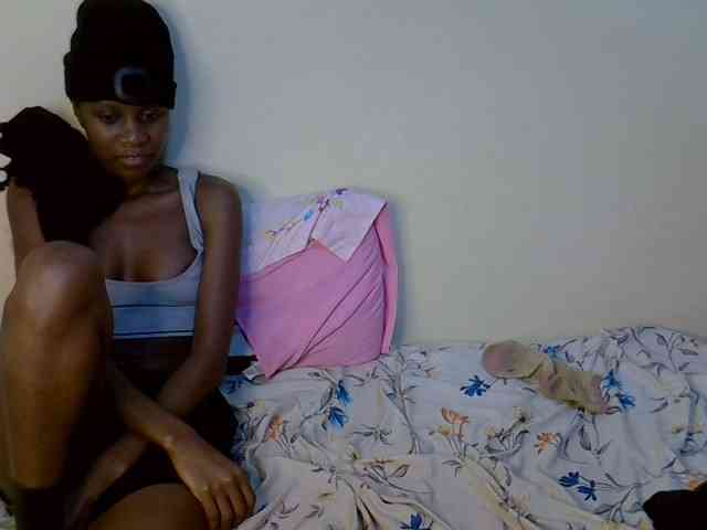 Model: BlushBabes