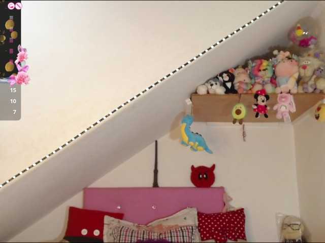 Pocahot-ass live cam on BongaCams