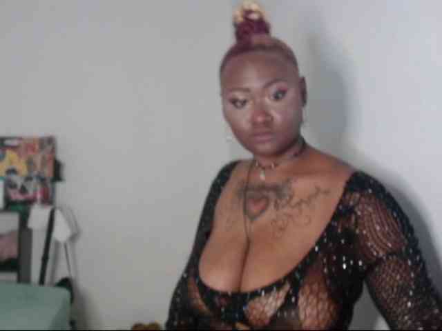 Lamalona77 webcam