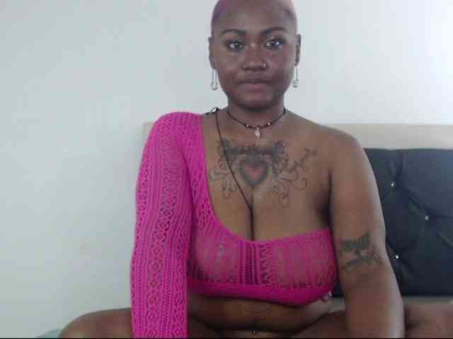 Lamalona77 webcam
