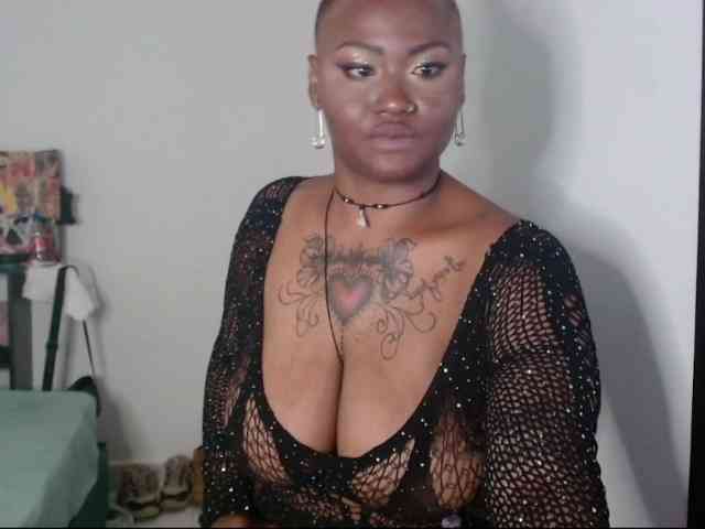 Lamalona77 webcam