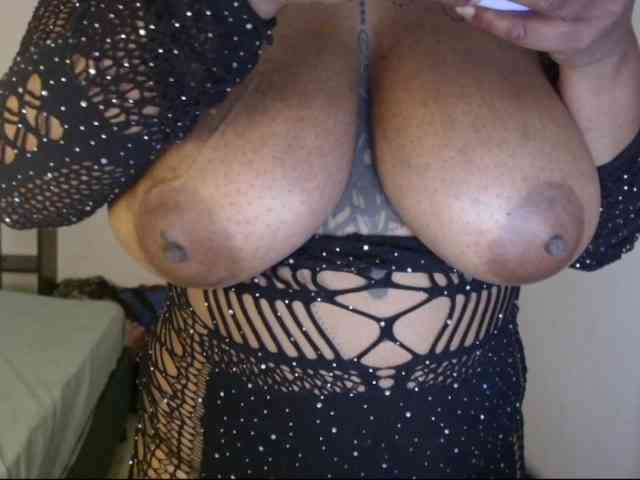 Lamalona77 webcam