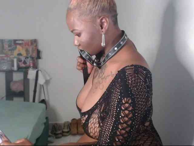 Lamalona77 webcam