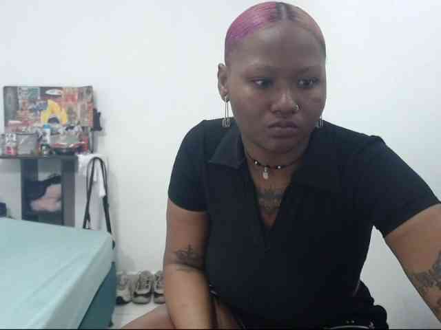 Lamalona77 webcam