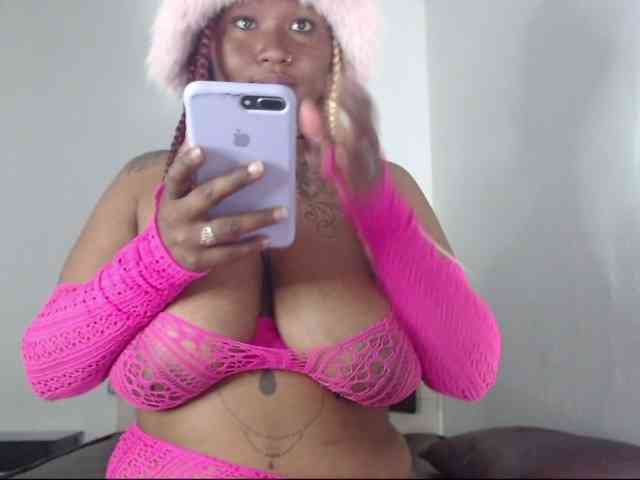 Lamalona77 webcam