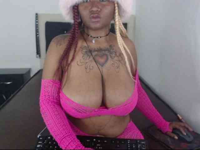 Modelo: Lamalona77