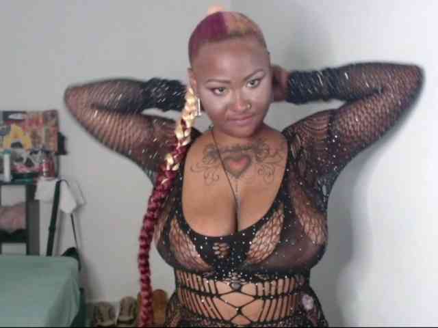 Lamalona77 webcam