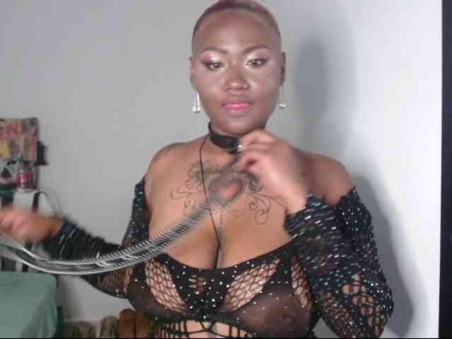 Lamalona77 webcam