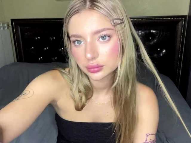 AletheaRushforth live cam on BongaCams