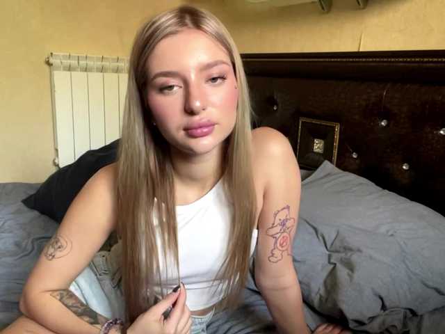 AletheaRushforth live cam on BongaCams