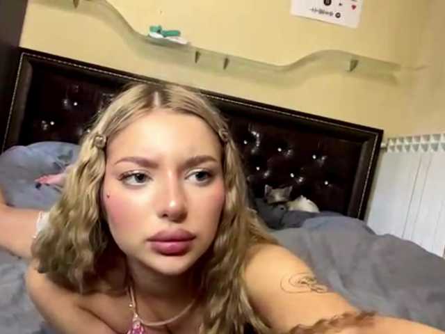 AletheaRushforth live webcam show
