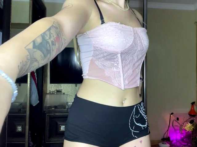 AletheaRushforth live cam on BongaCams