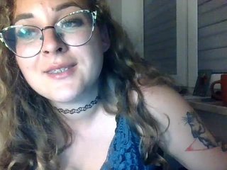 LucyKiss Porn Show