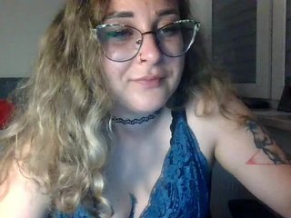 LucyKiss Porn Show