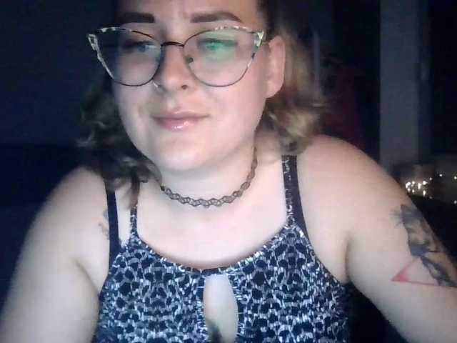 LucyKiss live cam on BongaCams