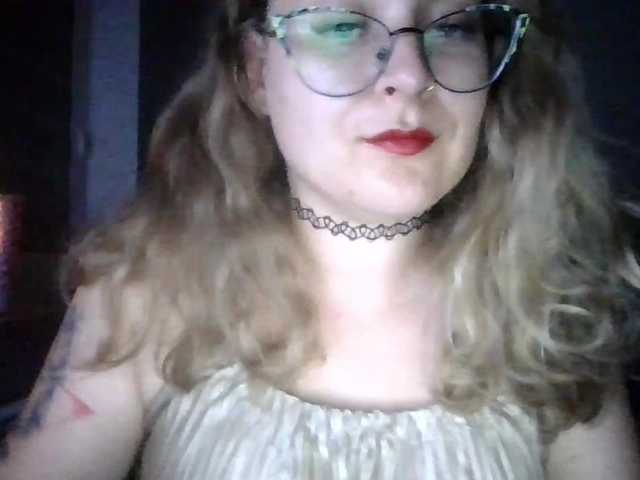 LucyKiss live cam on BongaCams