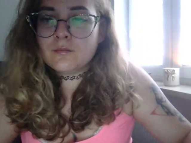 LucyKiss live cam on BongaCams